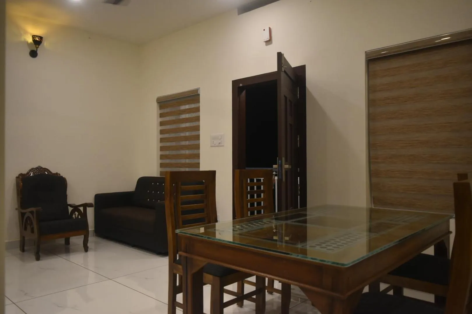 Renjuzz Premium Private Villa Vagamon 0*,